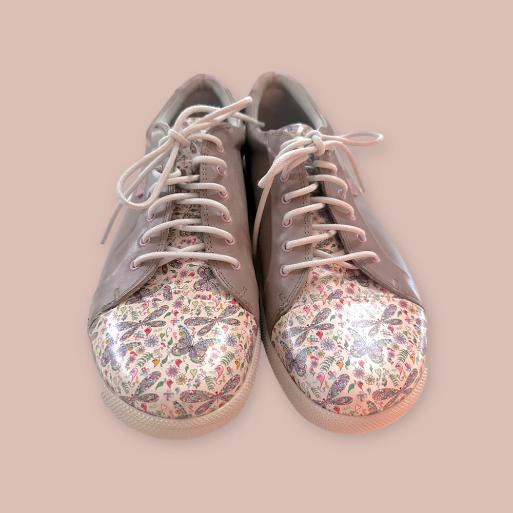 Klogs Beige and Floral Women's Shoes size 9